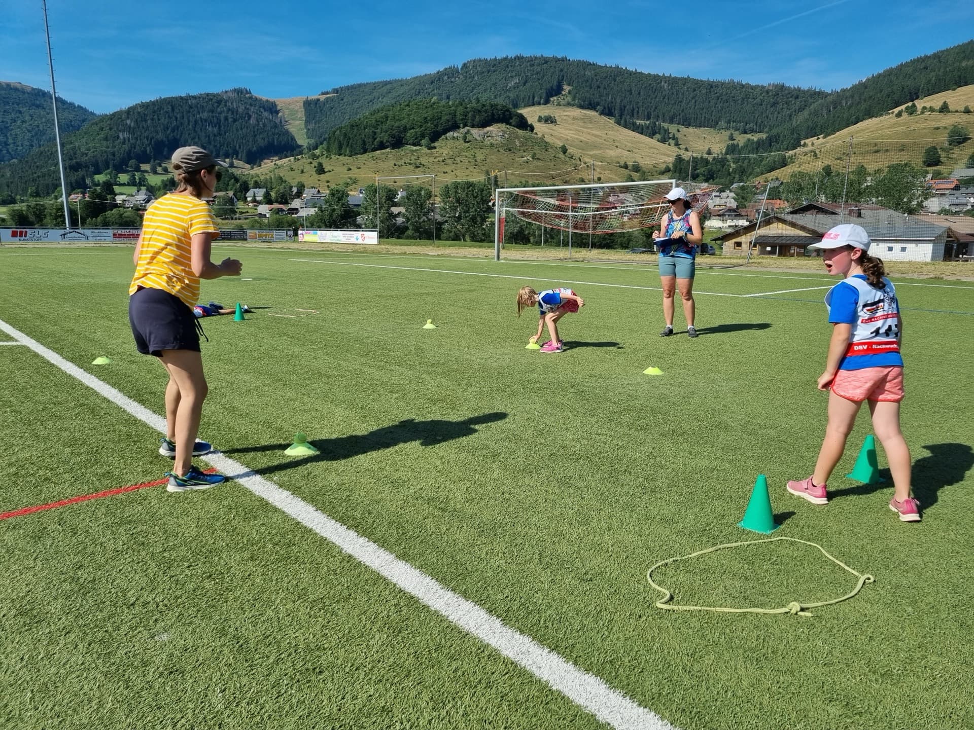 Turngruppe beim Training